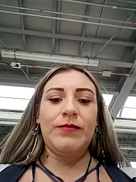 Isabellaa Garcia  online show from 02/07/25, 07:06