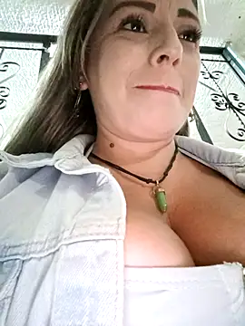 Isabellaa Garcia  online show from 03/14/25, 05:46