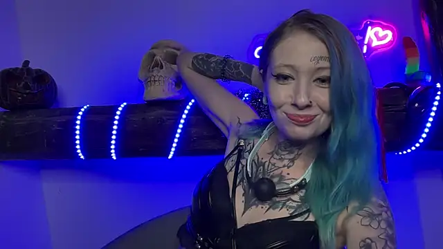 coyemoo online show from 01/11/25, 11:23