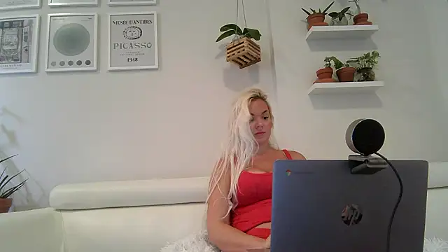 badblondebunny online show from 02/04/26, 12:38