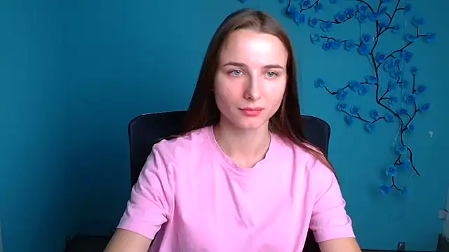 Eva Janee online show from 06/19/26, 05:45