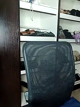 BlackJaguar30 online show from 10/07/25, 04:04