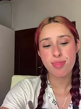 Snapshot of hannaa_brown chatting on 03/20/25, 07:46 hannaa brown online show from 03/20/25, 07:46