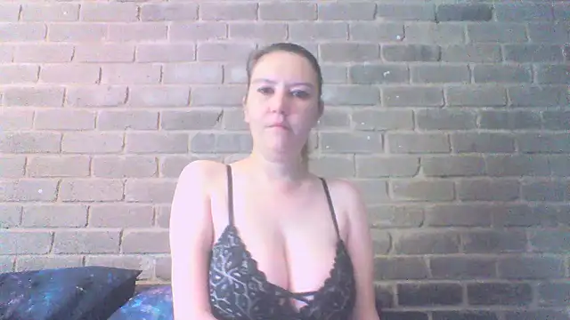 EksJouneMwah online show from 09/23/25, 09:23