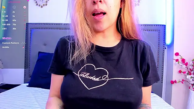 EvaaLovia1 online show from 05/27/26, 01:41