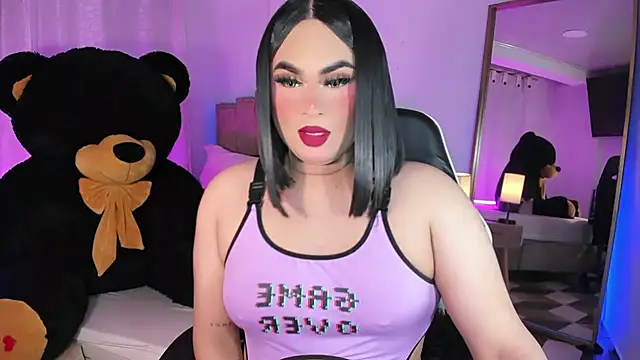 Snapshot of alexia_mattel chatting on 11/08/25, 01:17 alexia mattel online show from 11/08/25, 01:17