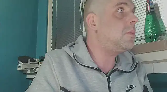 YouWantMe666 online show from 02/10/25, 06:56