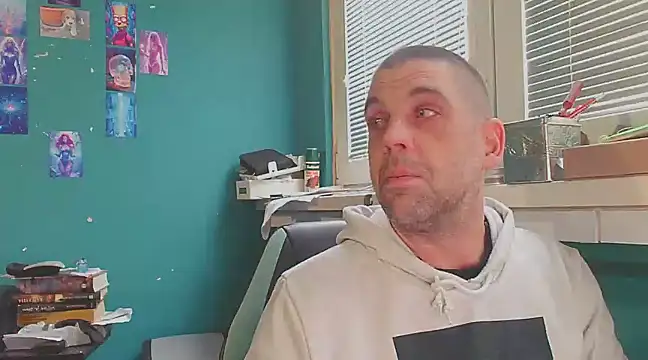 YouWantMe666 online show from 02/14/25, 07:49