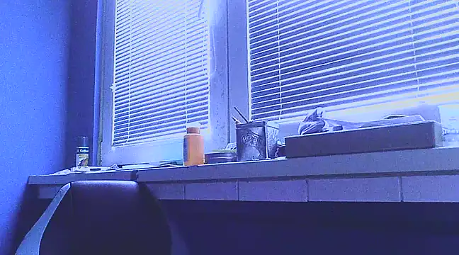 YouWantMe666 online show from 02/26/25, 08:37