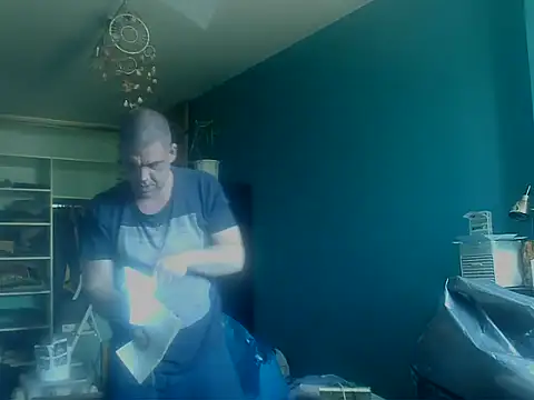 YouWantMe666 online show from 10/04/25, 10:46