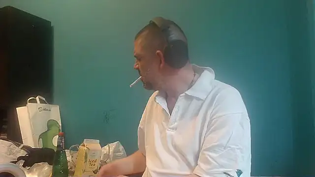 YouWantMe666 online show from 05/20/26, 04:46