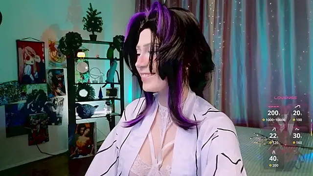 Snapshot of Carolina_Leep chatting on 12/18/25, 01:39 Carolina Leep online show from 12/18/25, 01:39