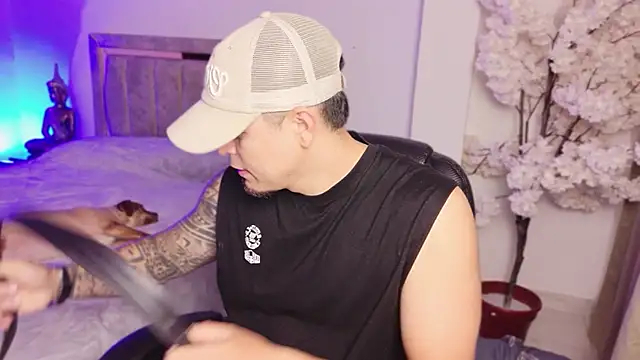 Axel Big cock online show from 06/23/26, 03:48