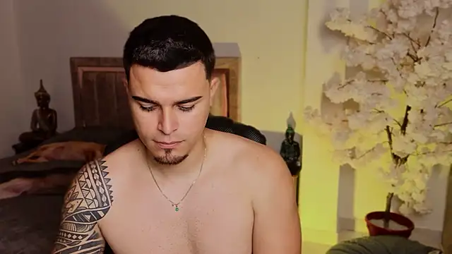 Axel Big cock online show from 07/01/26, 01:18