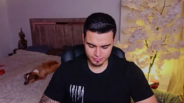 Axel Big cock online show from 07/14/26, 03:22