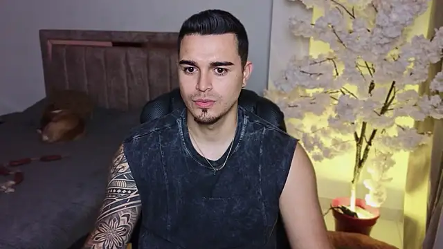 Axel Big cock online show from 07/22/26, 11:40