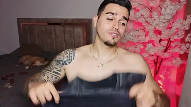 Axel Big cock online show from 07/23/26, 01:58