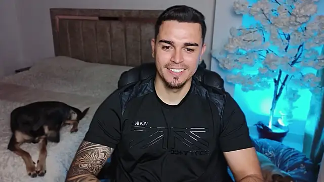 Axel Big cock online show from 07/28/26, 01:34