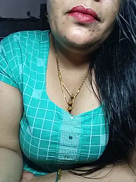 Snapshot of sneha_rose chatting on 06/01/26, 05:31 sneha rose online show from 06/01/26, 05:31