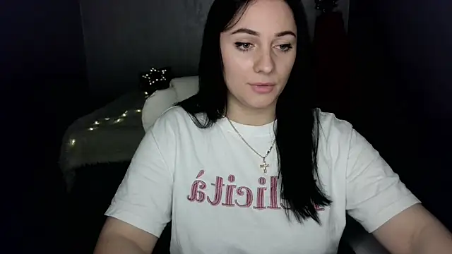 Emelyblum online show from 01/17/25, 05:42