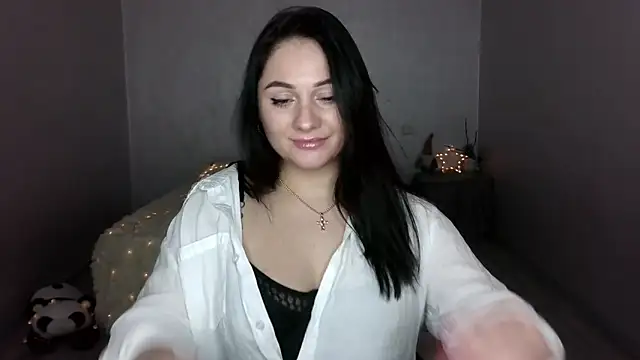 Emelyblum online show from 03/02/25, 07:43