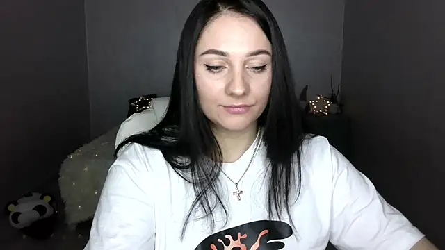 Emelyblum online show from 03/06/25, 05:03