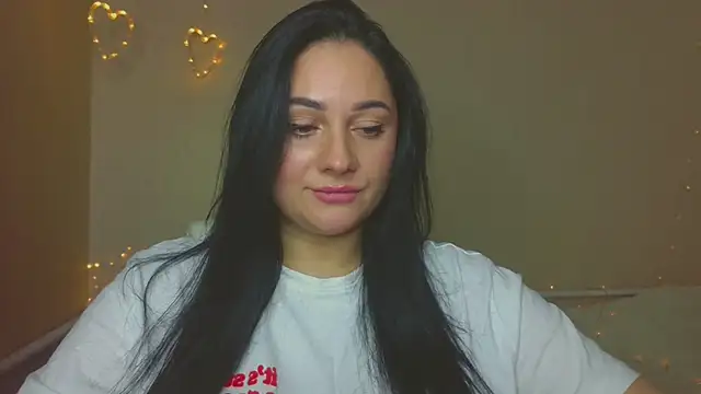 Emelyblum online show from 10/22/25, 09:14