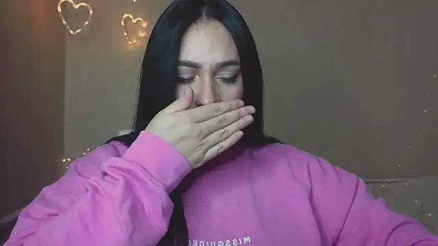 Emelyblum online show from 10/24/25, 11:01