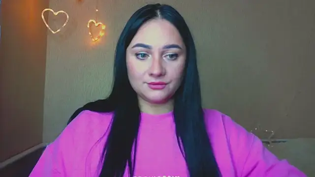 Emelyblum online show from 10/28/25, 10:23