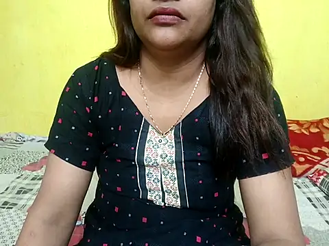 Snapshot of Sexyranibhabhi chatting on 10/14/25, 03:13 Sexyranibhabhi online show from 10/14/25, 03:13