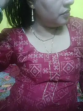 Snapshot of Sexyranibhabhi chatting on 07/09/26, 03:27 Sexyranibhabhi online show from 07/09/26, 03:27