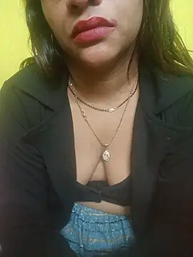 Snapshot of Sexyranibhabhi chatting on 07/20/26, 04:05 Sexyranibhabhi online show from 07/20/26, 04:05