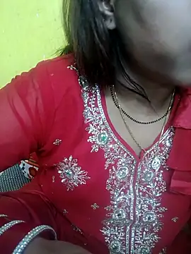 Snapshot of Sexyranibhabhi chatting on 07/23/26, 03:32 Sexyranibhabhi online show from 07/23/26, 03:32