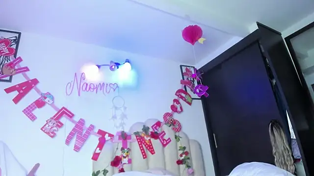 NaomiAsha online show from 02/05/25, 02:26