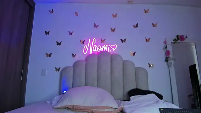 NaomiAsha online show from 11/15/25, 07:43