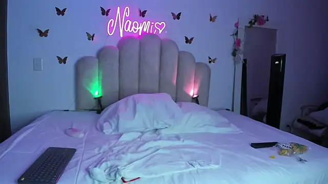 NaomiAsha online show from 11/18/25, 11:15