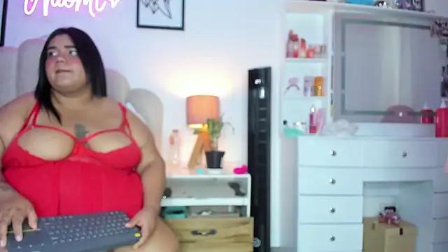 NaomiAsha online show from 06/05/26, 12:33