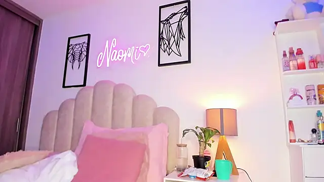 NaomiAsha online show from 07/28/26, 10:32