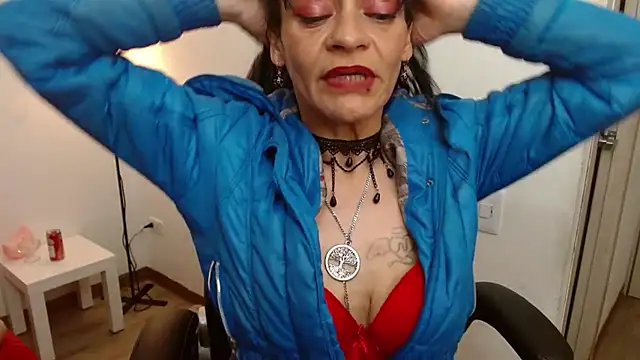 AlexandraJones  online show from 01/25/25, 12:58