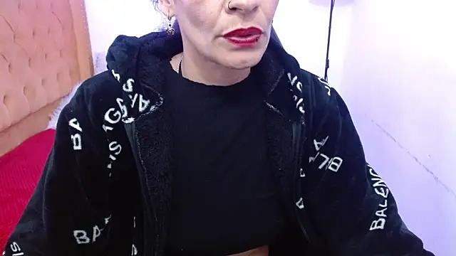 AlexandraJones  online show from 02/09/25, 09:26