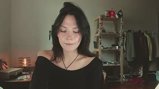 Snapshot of Niky__Jess chatting on 06/15/26, 10:17 Niky Jess online show from 06/15/26, 10:17