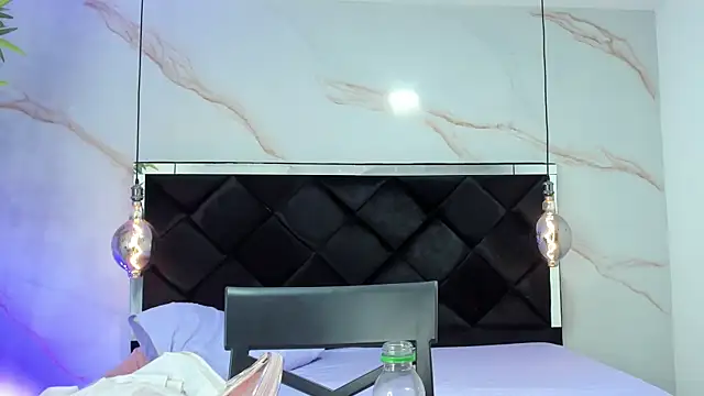 AngelaaCute  online show from 09/22/25, 12:29