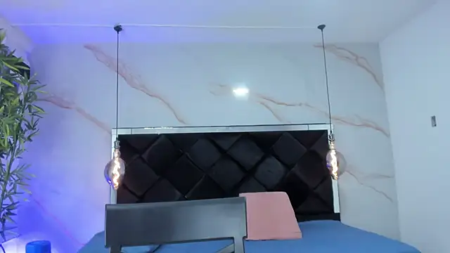 AngelaaCute  online show from 10/17/25, 12:19