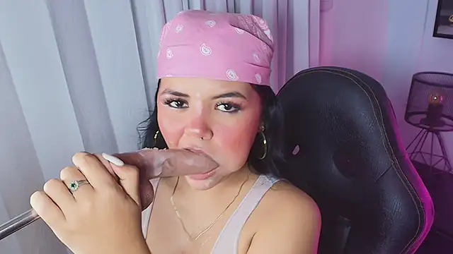 Lizz Tender online show from 12/06/24, 12:16