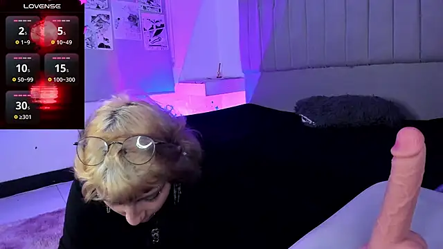 SukiFuyu  online show from 12/09/24, 12:30