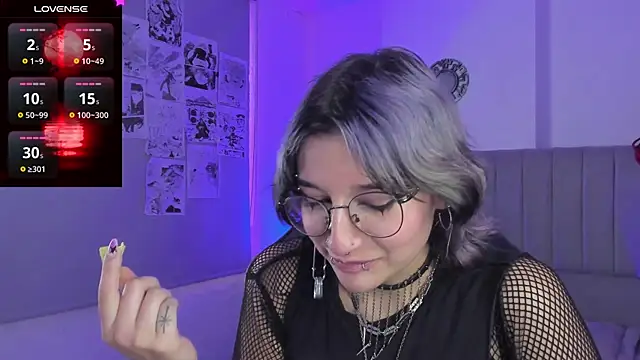 Snapshot of SukiFuyu_ chatting on 03/07/25, 03:18 SukiFuyu online show from 03/07/25, 03:18