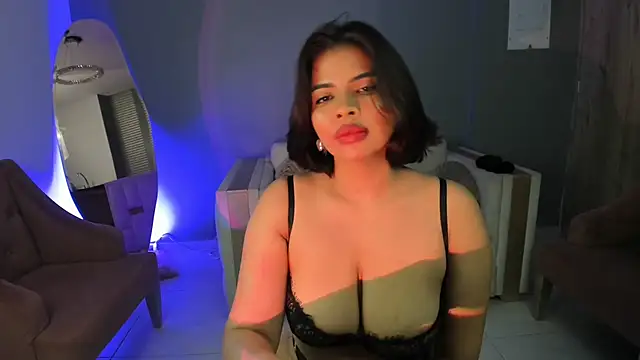 DitaVonTeese online show from 03/19/25, 06:23