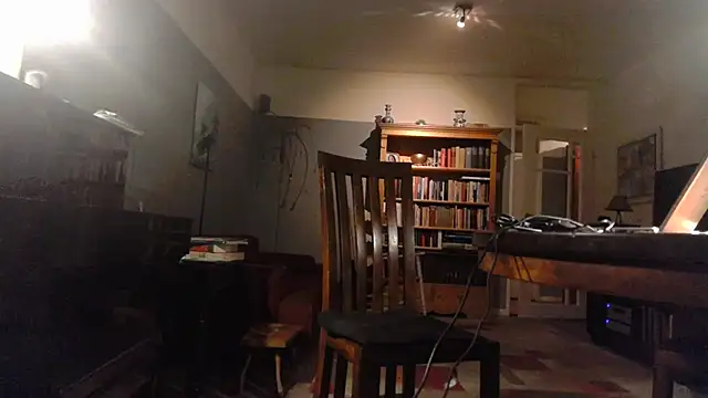 Snapshot of RolfS chatting on 09/30/25, 10:26 RolfS online show from 09/30/25, 10:26