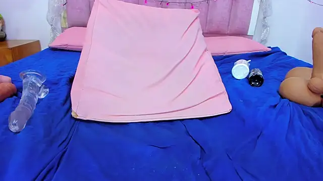 anisha x online show from 12/23/24, 10:23