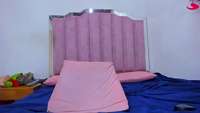 anisha x online show from 01/10/25, 07:32